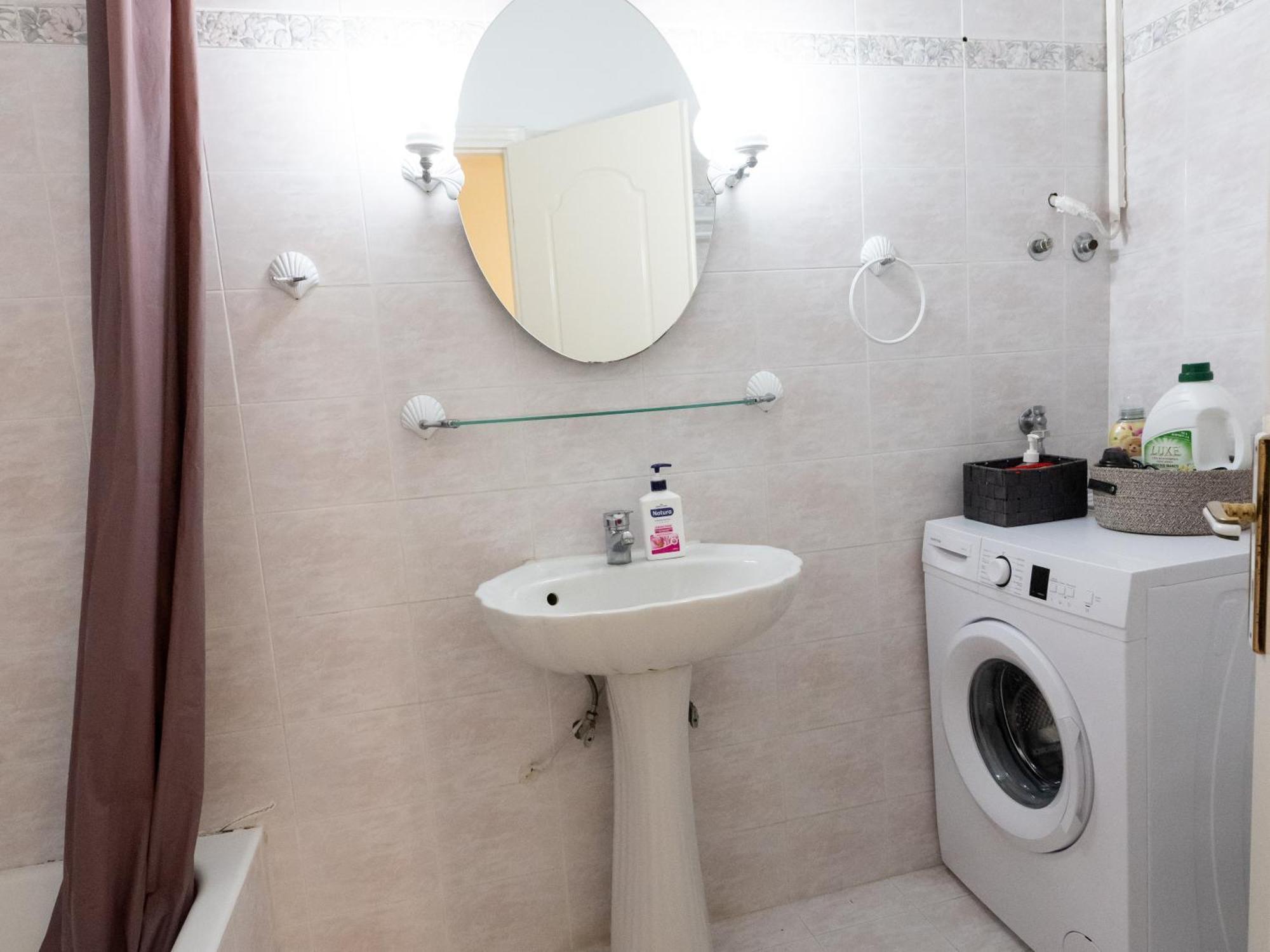 Mando Patrasso - Classical Apartment In The Center Of Patras With Free Parking 外观 照片